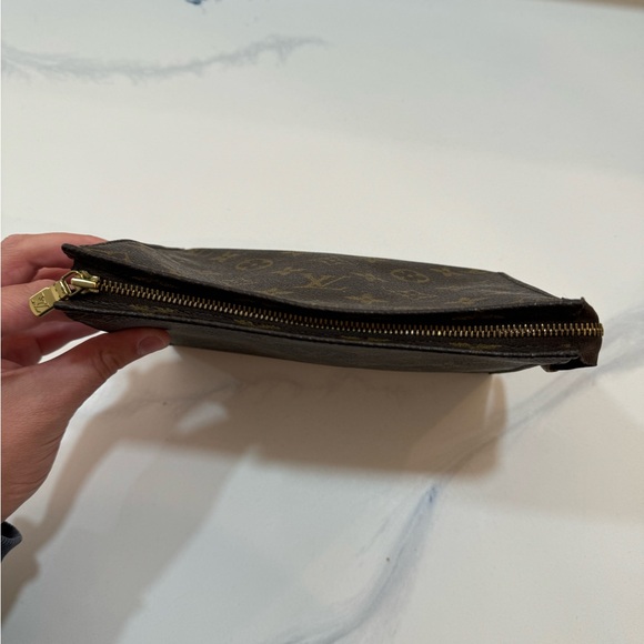 Louis Vuitton Brown Makeup Bag - Picture 2 of 7